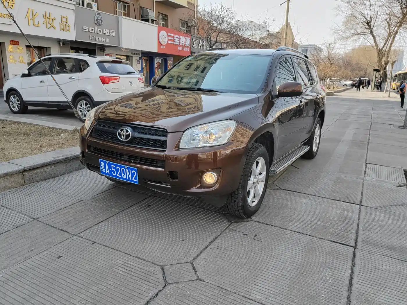 Toyota RAV4 Rongfang 2011 2.0L Automatic Luxury Edition