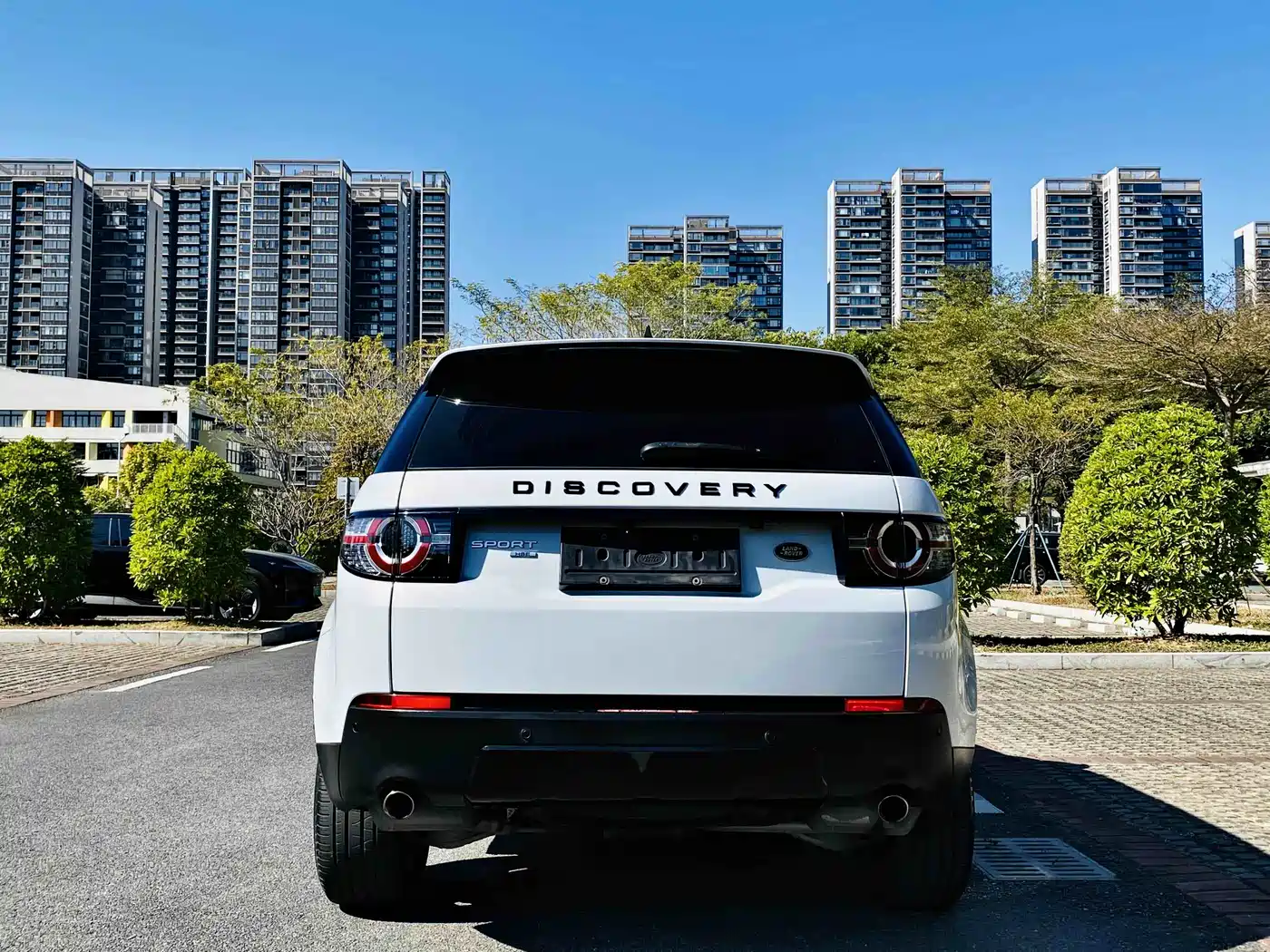 Land Rover Discovery Sport 2018 240PS HSE Edition фото 5