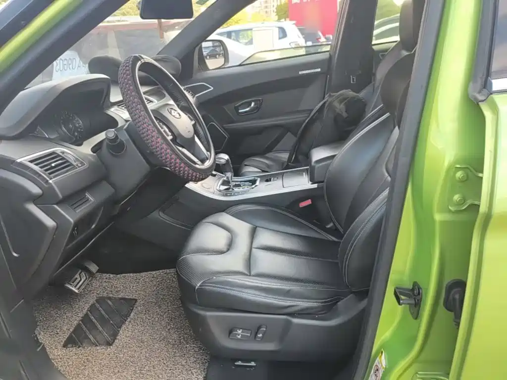 Landwind X7 2017 2015 2.0T Panoramic Flagship Edition
