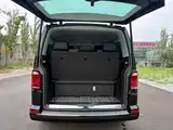 Фото 24 - Volkswagen Multivan