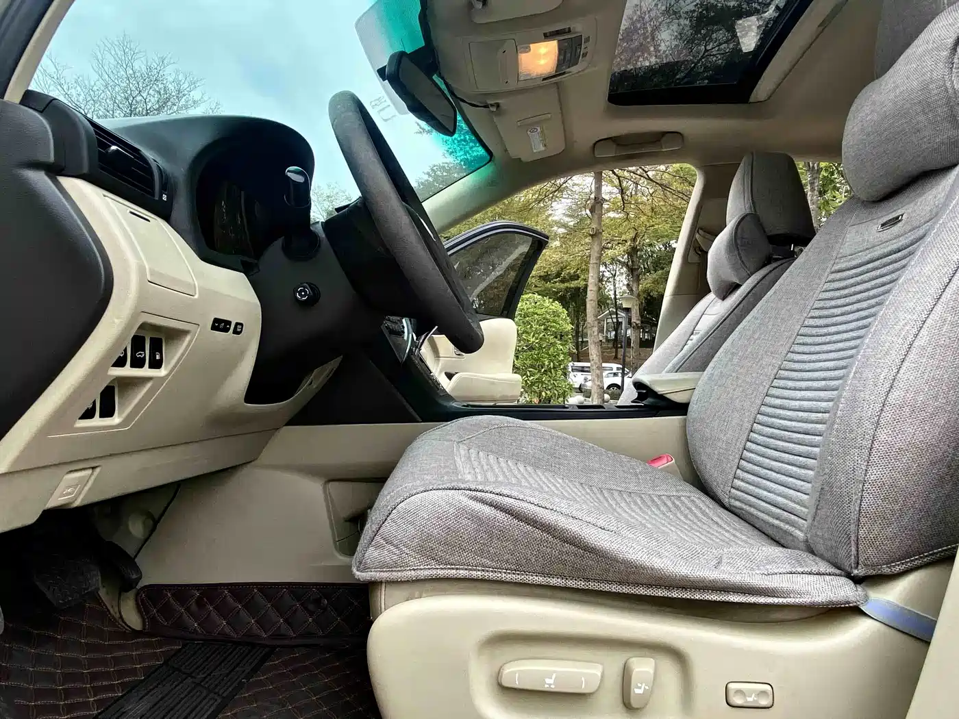 Lexus RX Classic 2011 270 Elegance фото 14
