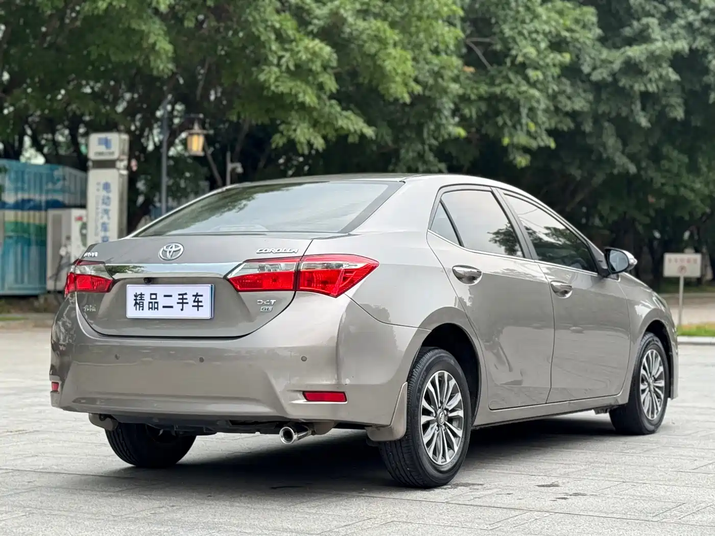 Toyota Corolla 2017 Facelift 1.2T S-CVT GL фото 8