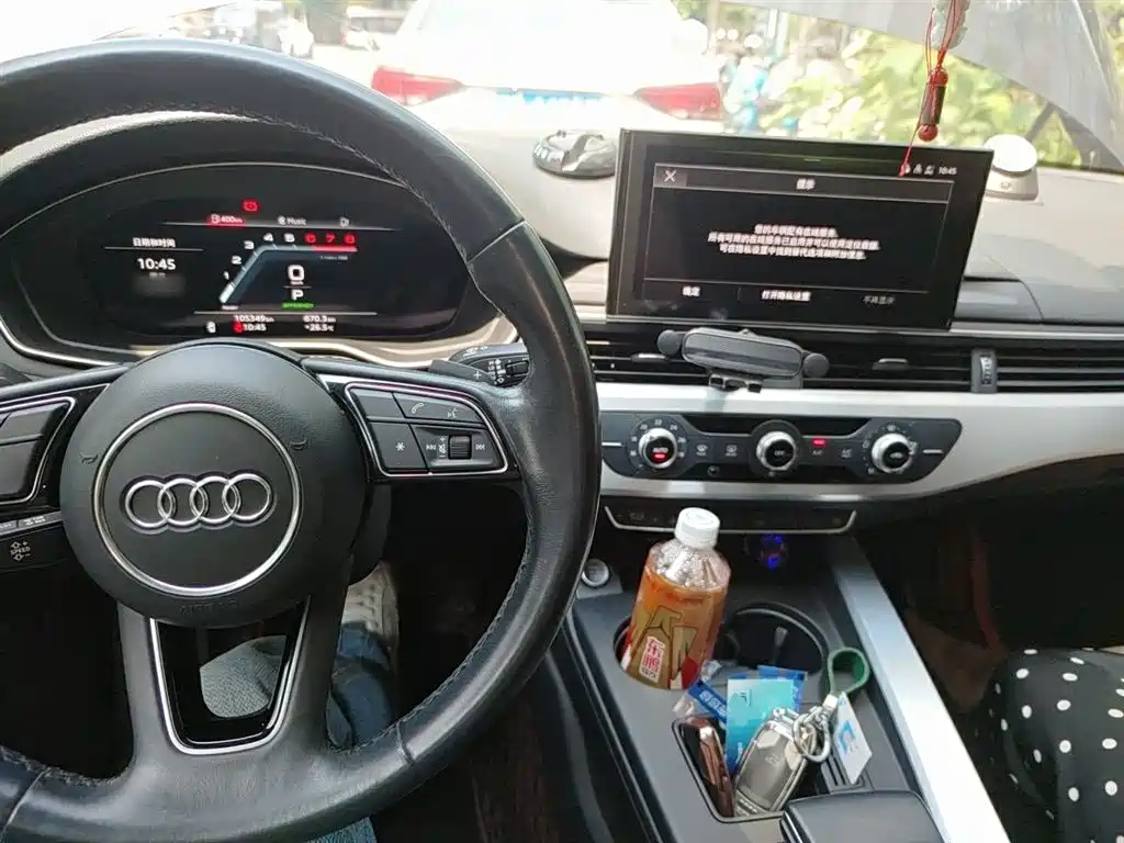 Audi A4L 2021 40 TFSI Premium Life Edition фото 10