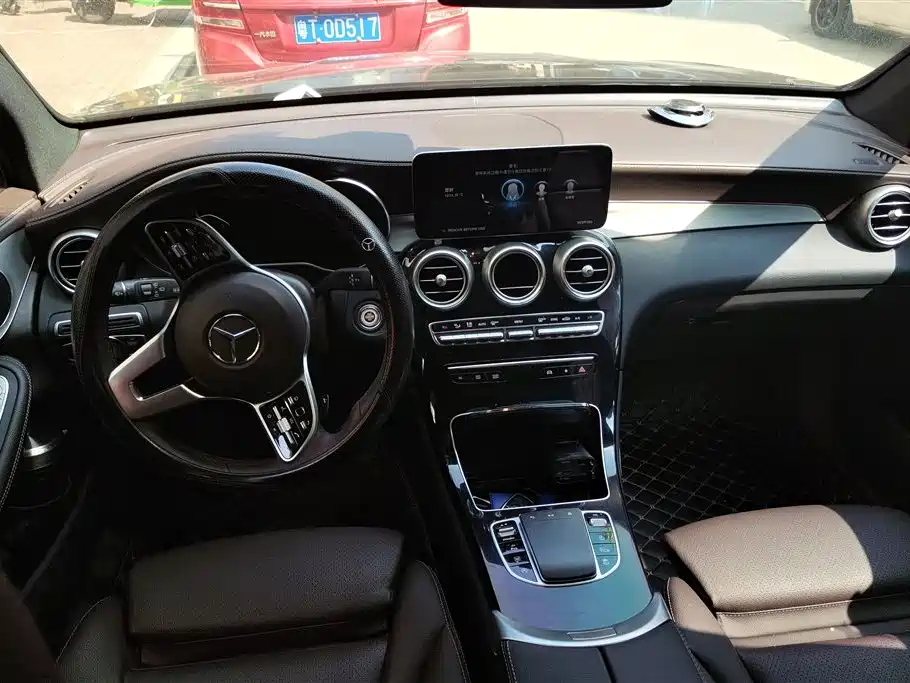 Mercedes-Benz GLC 2022 Facelift III GLC 260 L 4MATIC Dynamic фото 12