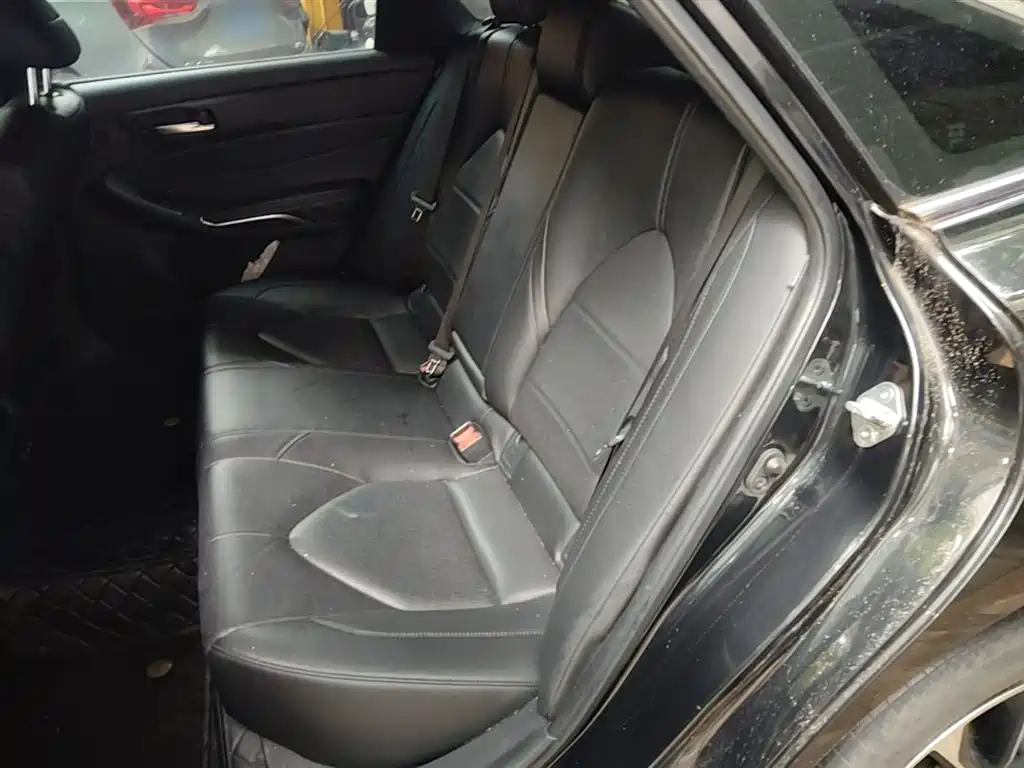 Toyota Avalon 2023 2.5L Luxury Edition фото 17