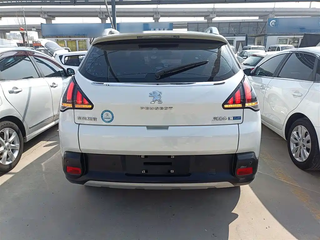 Peugeot 3008 2016 1.6THP Automatic Classic Edition фото 4