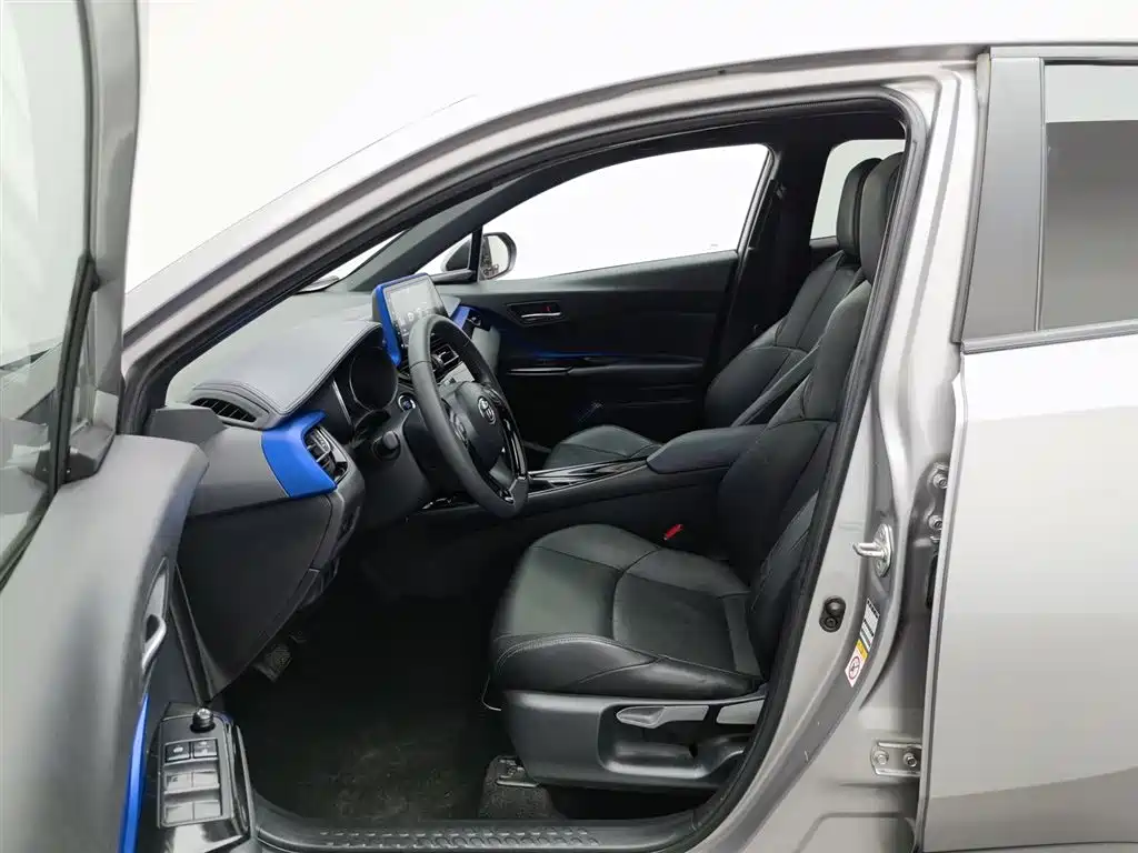 Toyota IZOA 2018 2.0L Yichi Edition China V фото 10