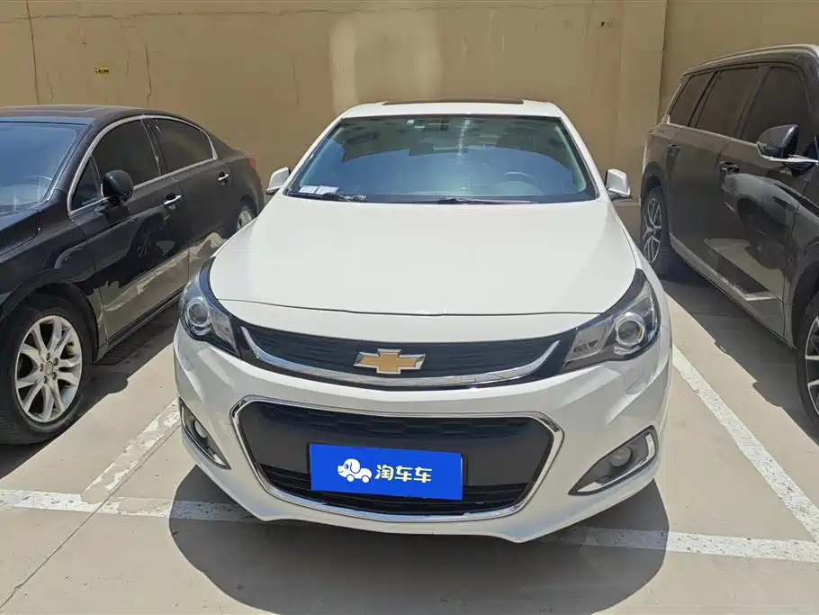 Chevrolet Malibu 2016 2.0L Automatic Luxury фото 2