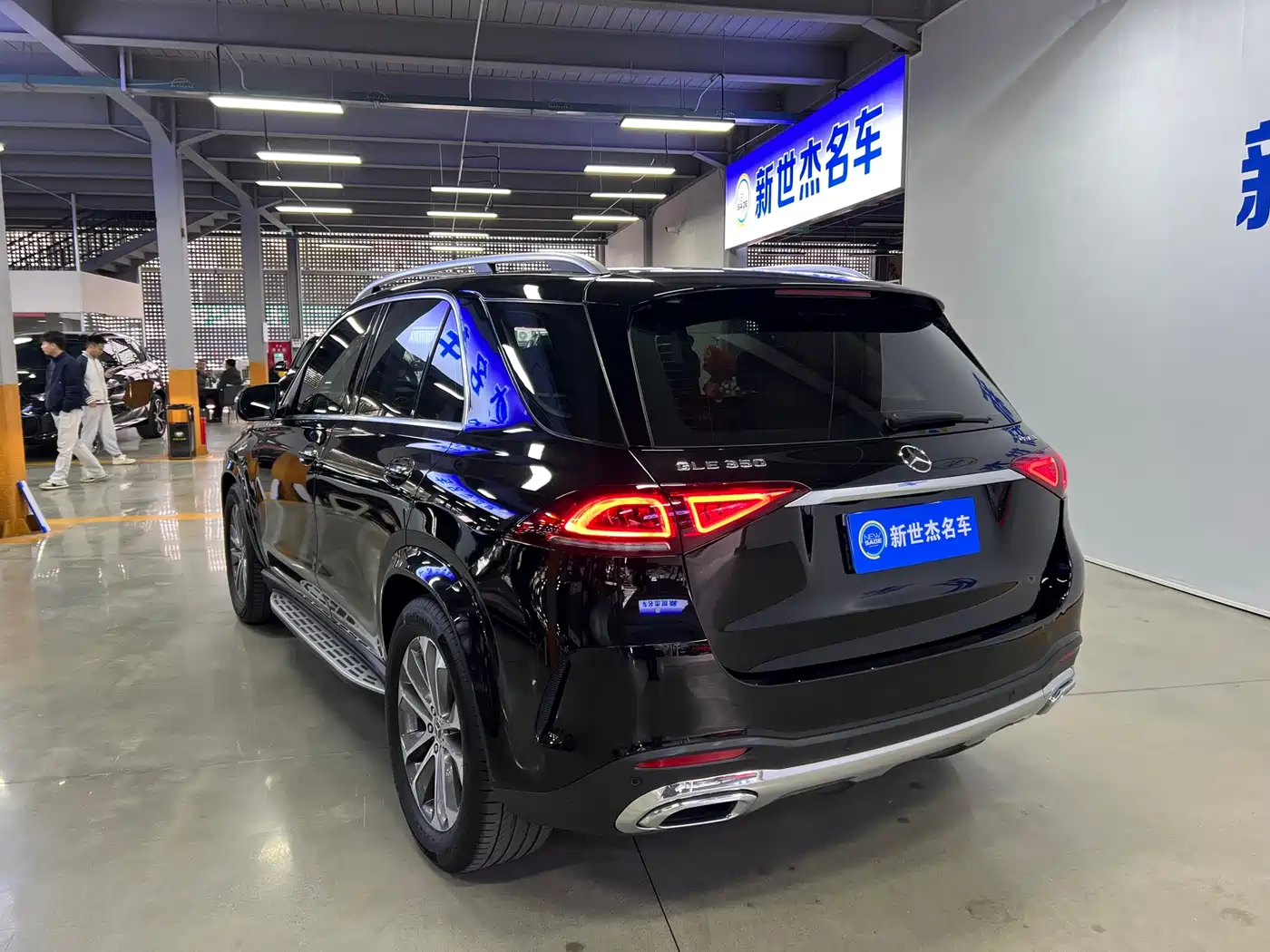 Mercedes-Benz GLE 2022 GLE 350 4MATIC Fashion фото 12