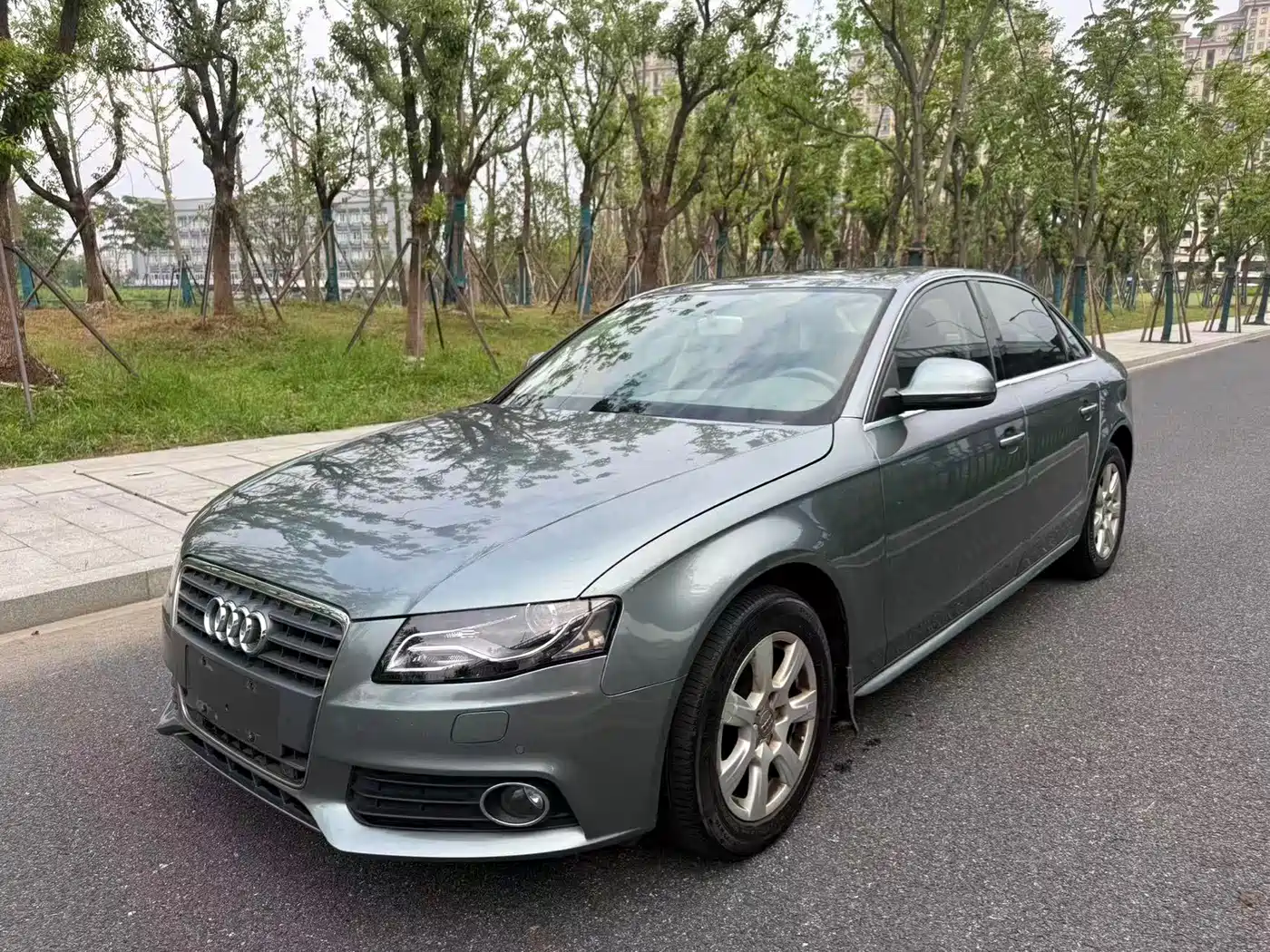 Audi A4L 2011 2012 2.0 TFSI Auto Standard