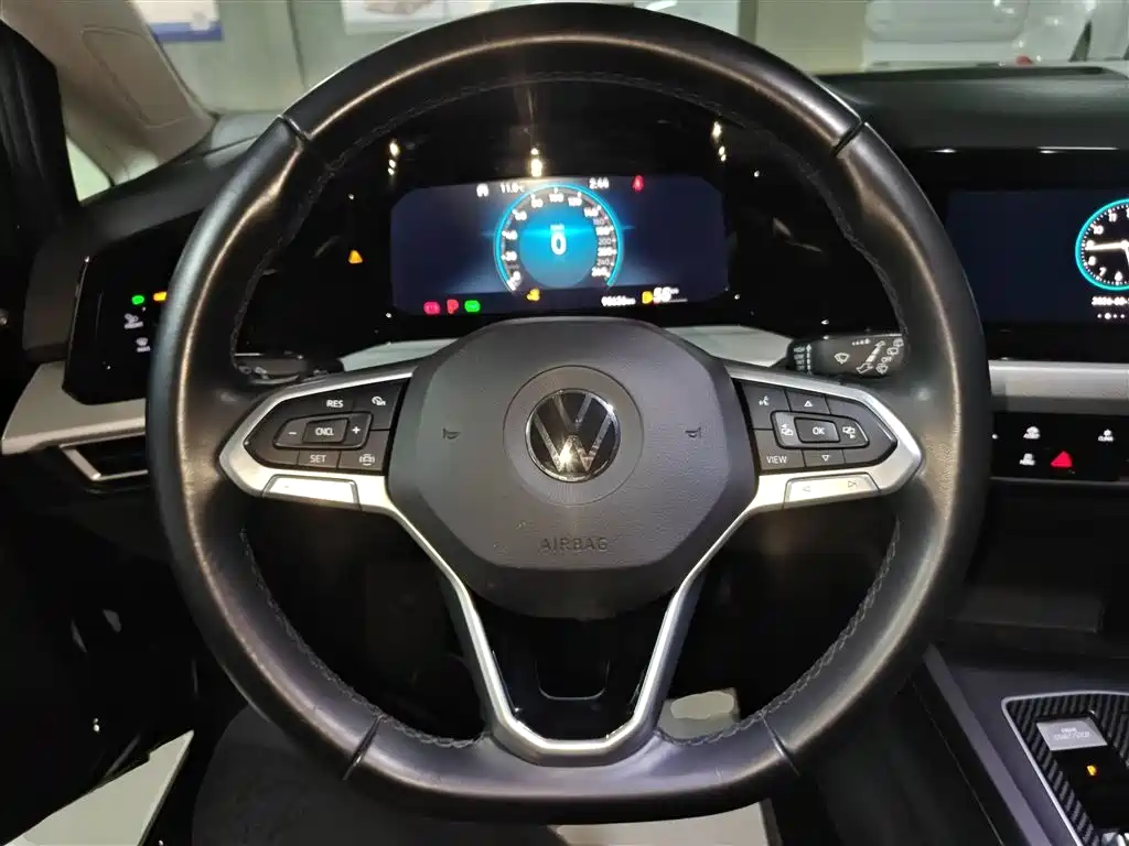 Volkswagen Golf 2021 280TSI DSG Pro фото 7