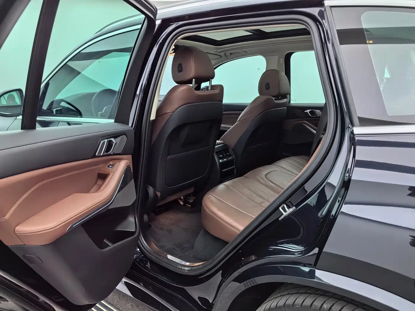BMW X5 (Import) 2021 xDrive40i M Sport Package фото 18