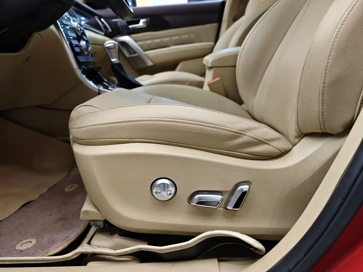 Haval H2 2015 1.5T Automatic 2WD Premium Edition фото 10