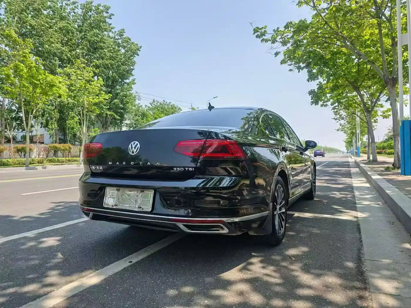 Volkswagen Magotan 2020 330TSI DSG Luxury фото 7