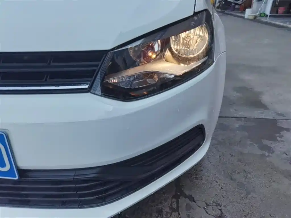 Volkswagen Polo 2018 1.5L Auto Safe Drive фото 24