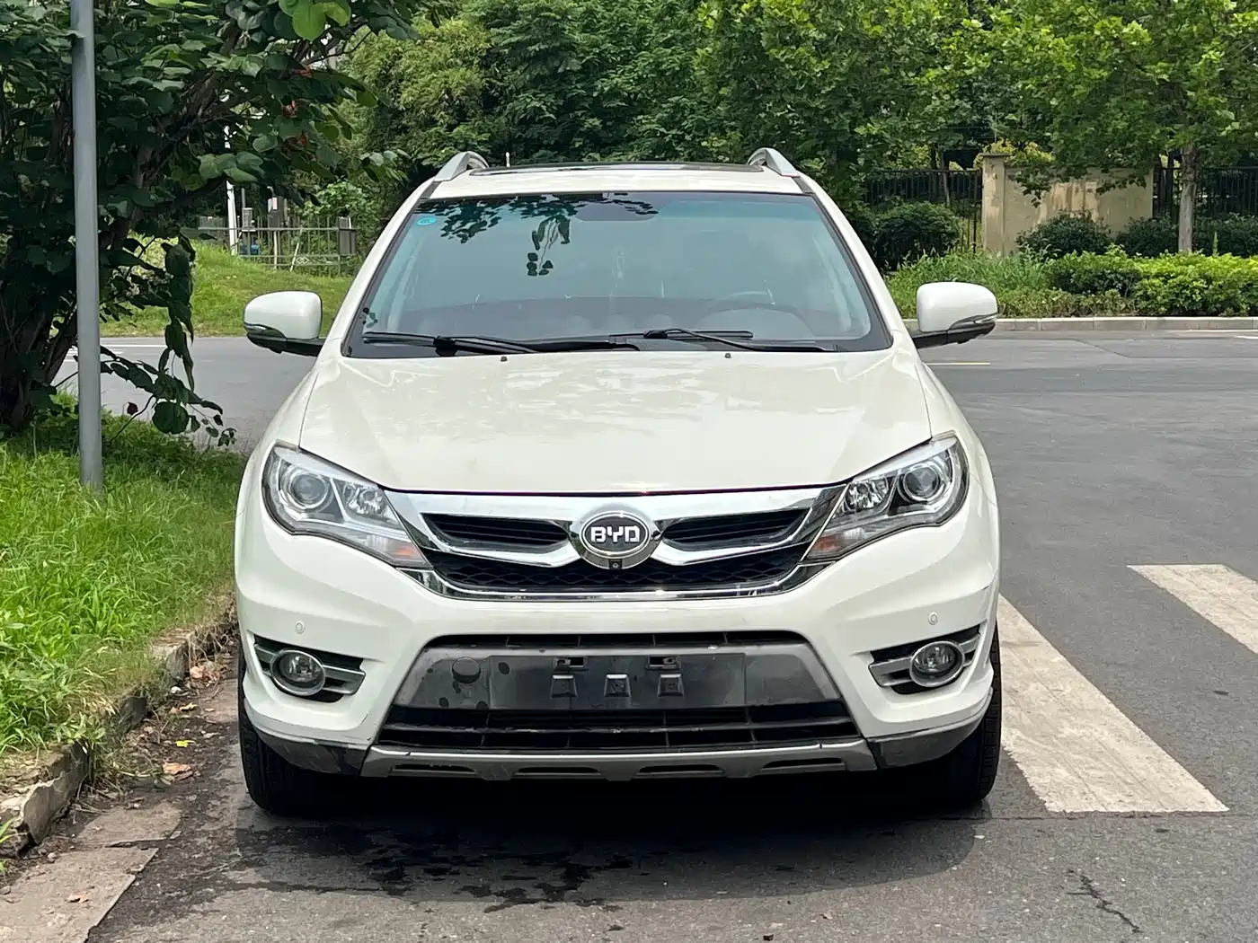 BYD S7 2015 2015 2.0T Automatic Flagship Model