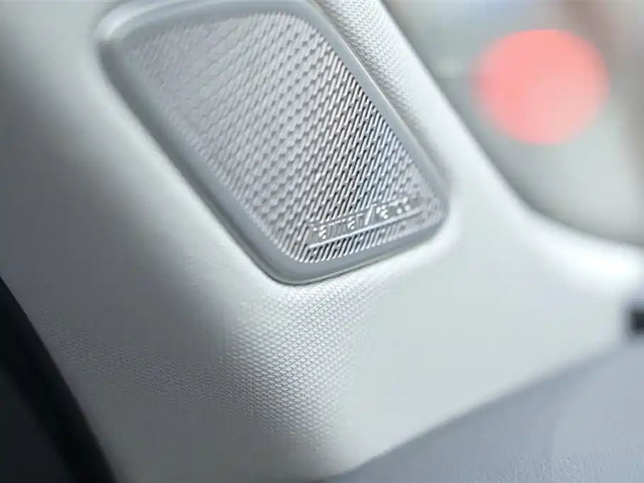 Volkswagen Talagon 2023 380TSI 4WD R-Line Launch Edition фото 11