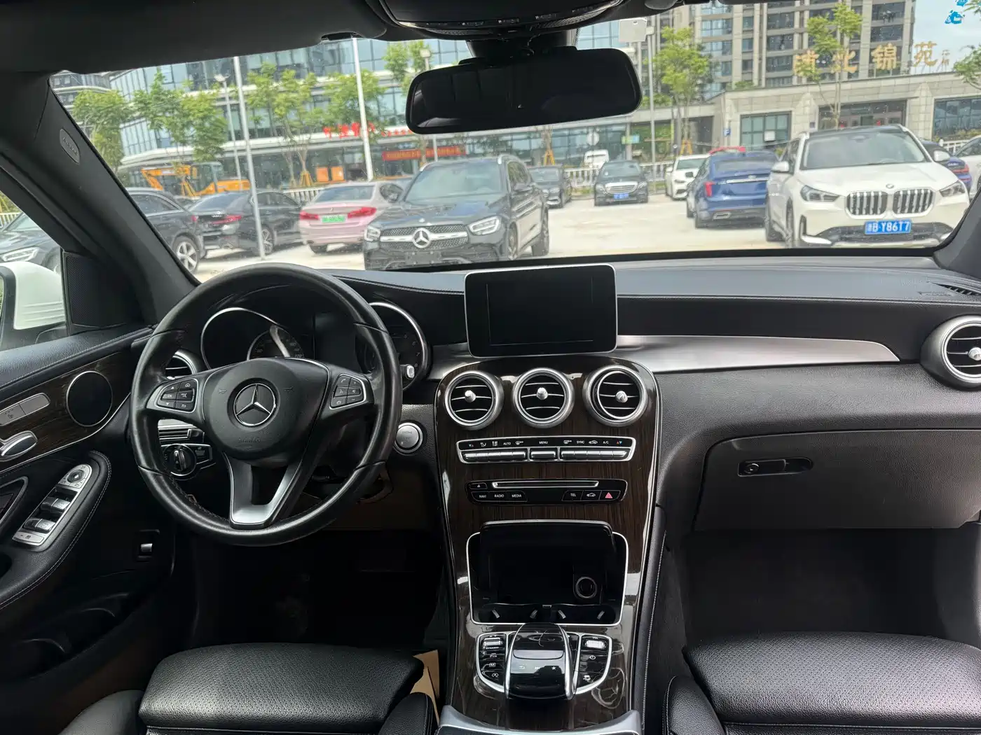 Mercedes-Benz GLC 2018 GLC 260 4MATIC Dynamic фото 6