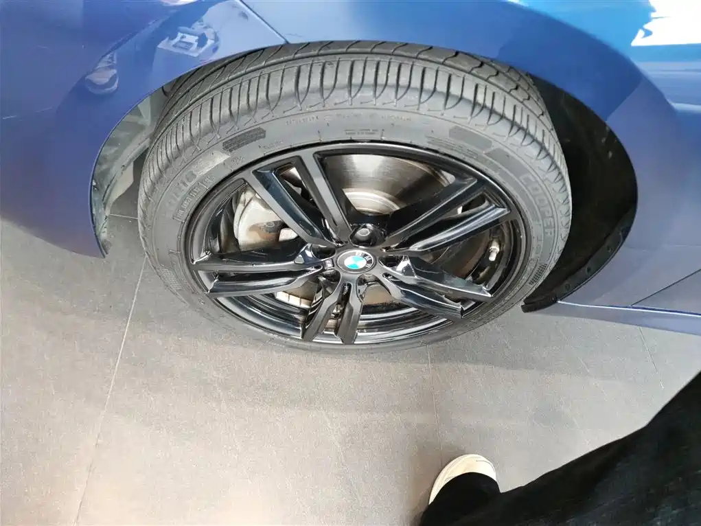 BMW 1 Series 2021 125i M Sport Black Night Edition фото 23