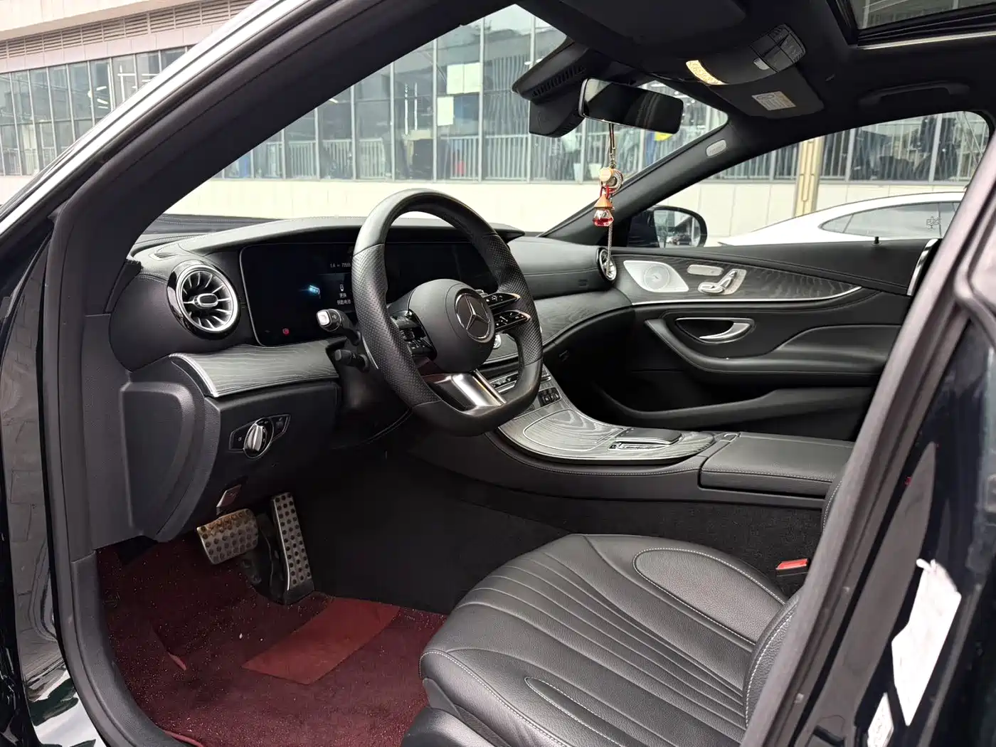 Mercedes-Benz CLS 2022 CLS 300 Luxury фото 4