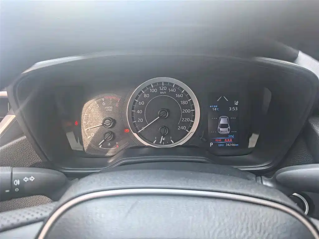 Toyota Levin 2022 185T CVT Luxury Edition фото 15
