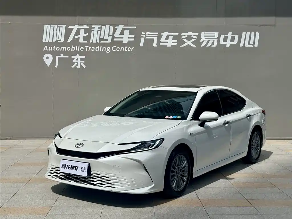 Toyota Camry 2024 Hybrid 2.0HGVP Luxury Edition