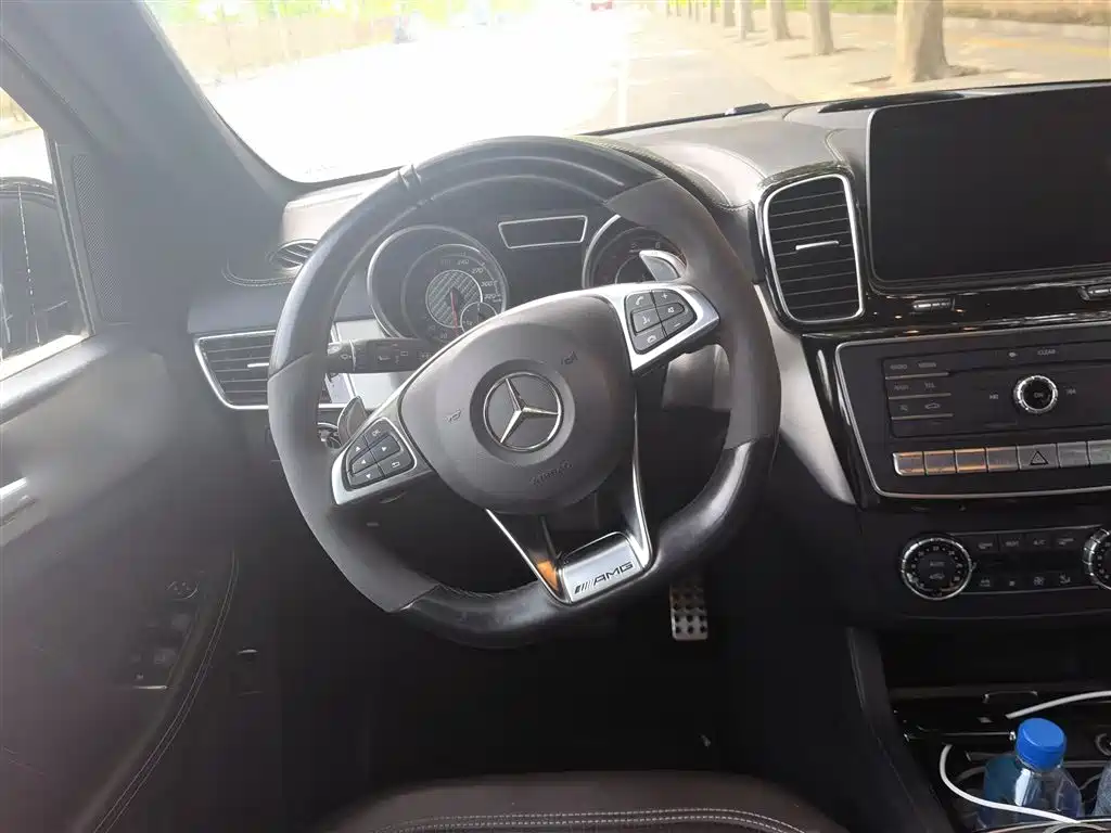 Mercedes-Benz GLE AMG 2015 AMG GLE 63 S 4MATIC фото 11