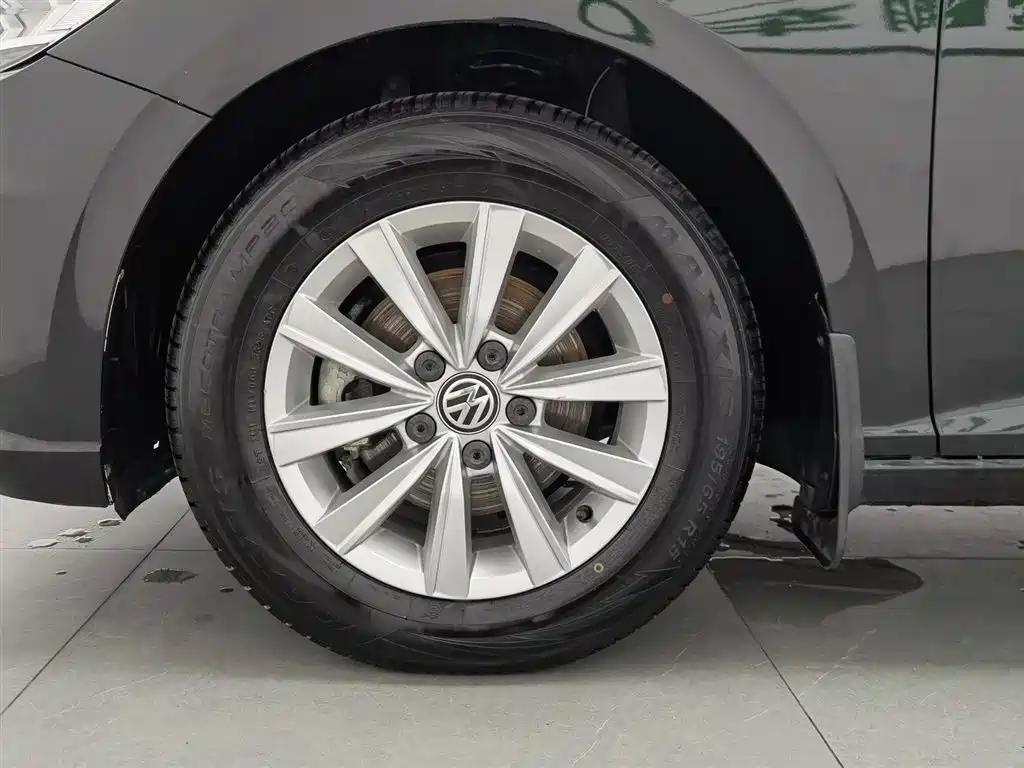 Volkswagen Lavida 2019 1.5L Automatic Trend Edition China VI фото 17
