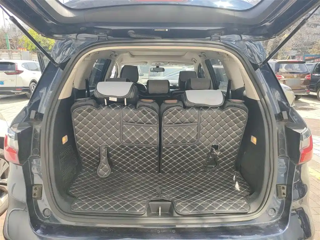 BYD Song MAX 2019 1.5T Auto Smart Connect Progressive 7-seater China V фото 15