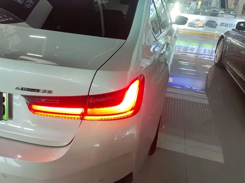 BMW i3 2022 eDrive 35 L фото 8