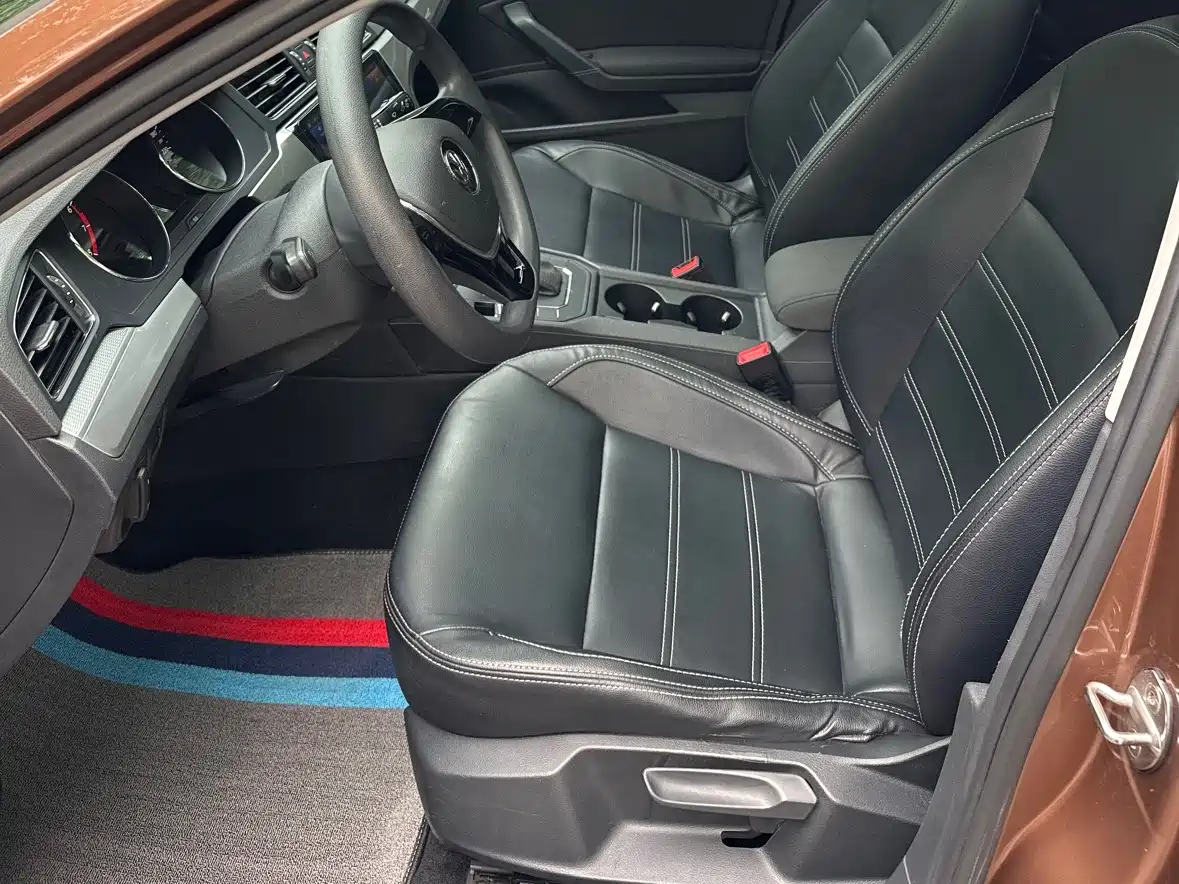 Volkswagen Lamando 2018 230TSI DSG Trend Edition фото 9
