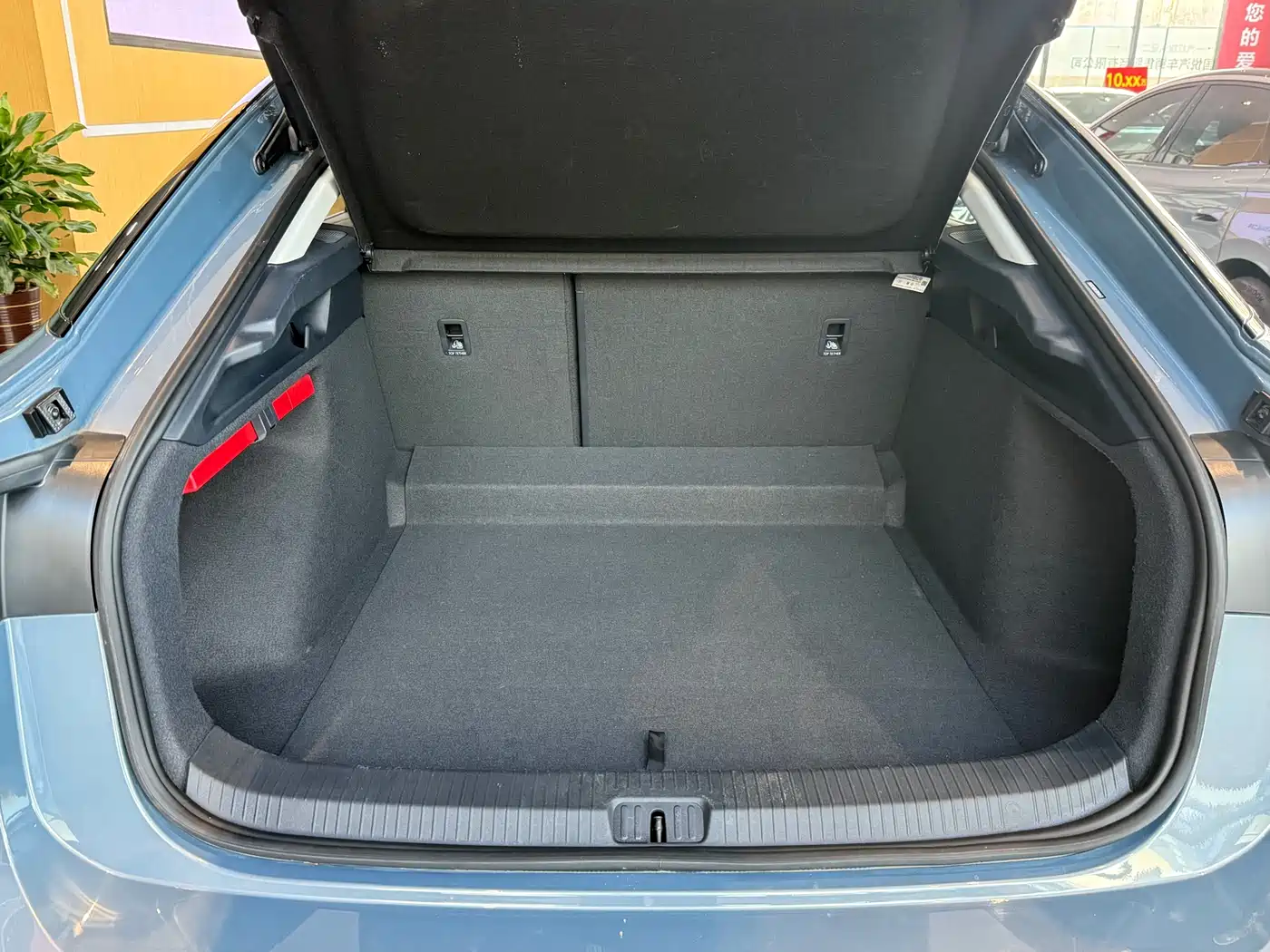 Volkswagen ID.7 VIZZION 2024 AIR фото 11