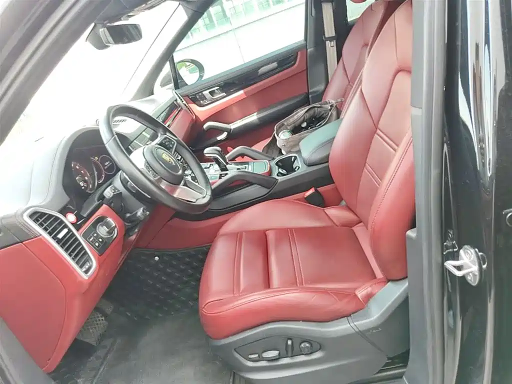 Porsche Cayenne New Energy 2023 Cayenne E-Hybrid 2.0T фото 15