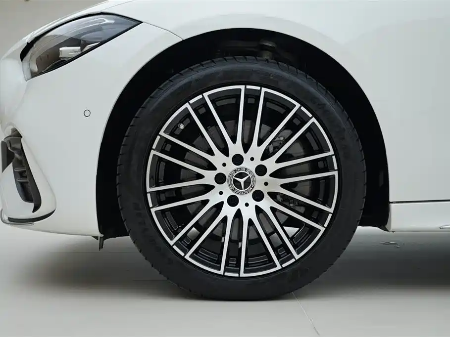 Mercedes-Benz C-Class 2024 C 260 L Sport фото 16