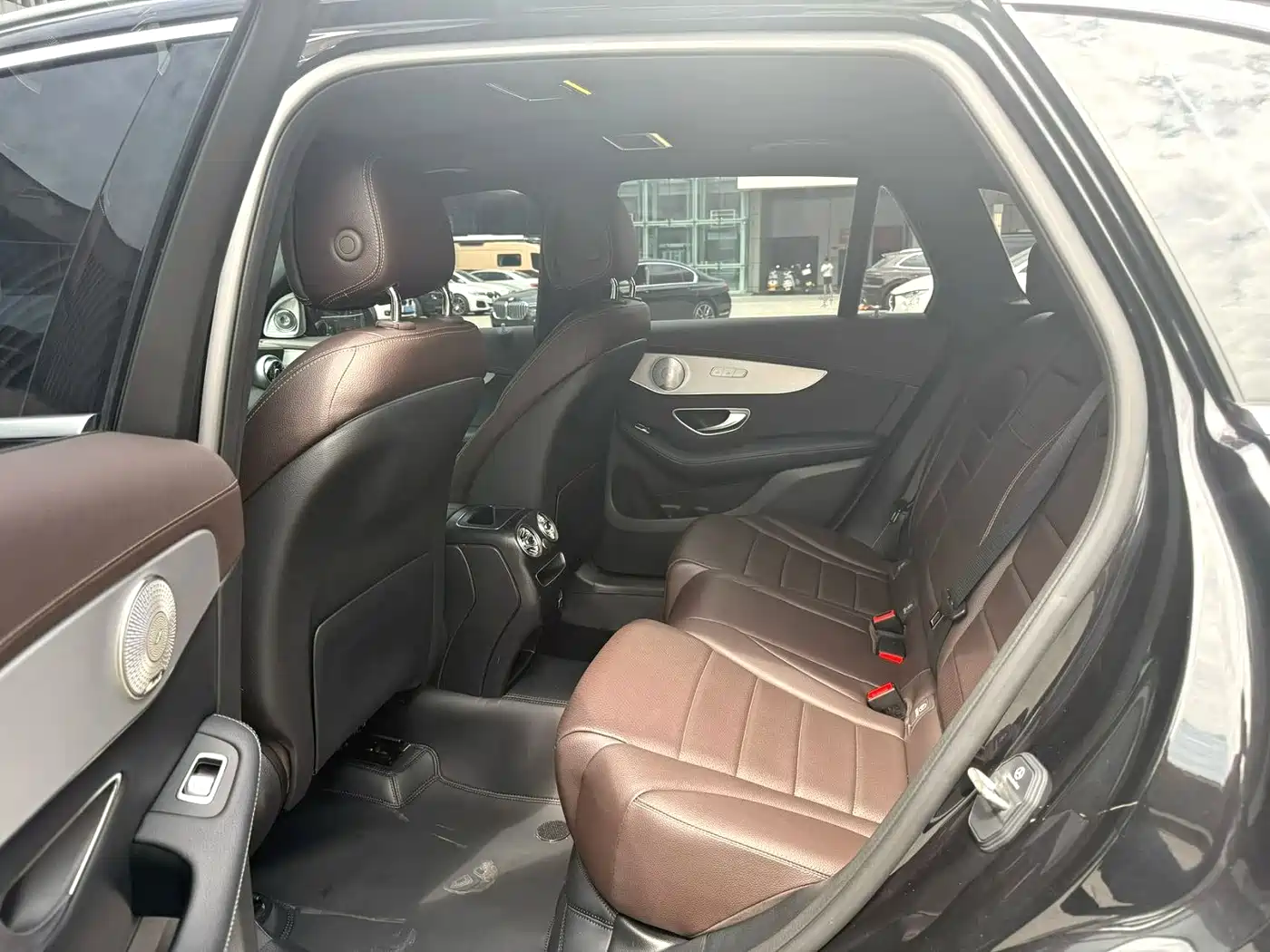 Mercedes-Benz GLC 2022 Model GLC 260 L 4MATIC Dynamic Edition фото 5