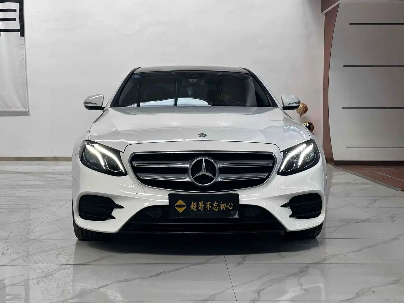 Mercedes-Benz E-Class 2017 E 200 L Sport 4MATIC фото 8