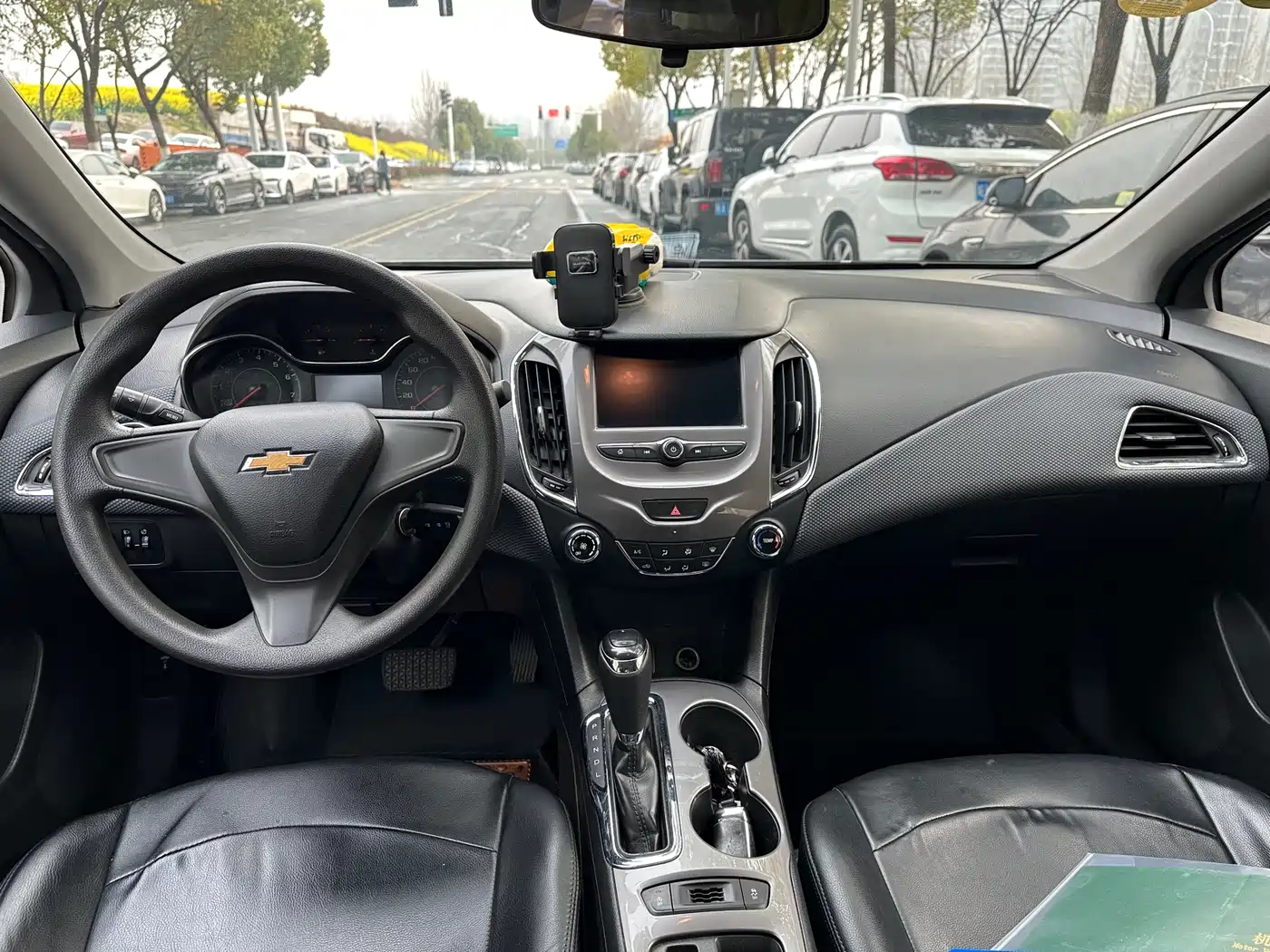 Chevrolet Cruze 2018 320 Automatic Pioneer Sunroof Edition фото 5