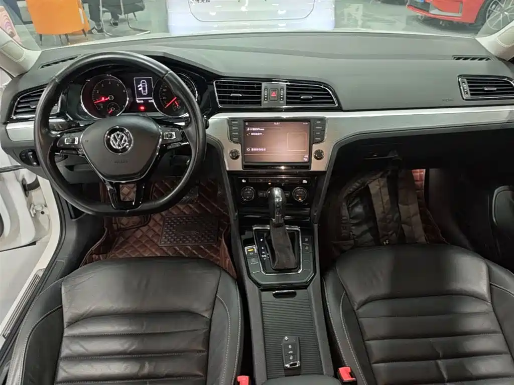 Volkswagen Lamando 2018 280TSI DSG Comfort Edition фото 10