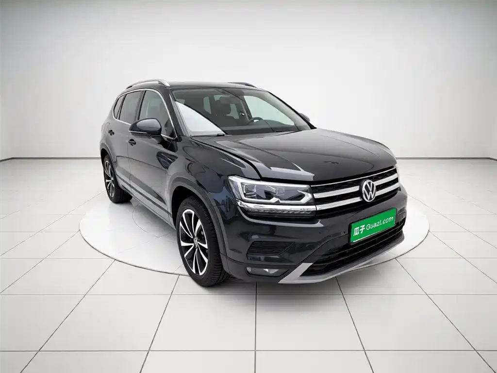 Volkswagen Tharu 2021 280TSI 2WD Luxury Plus фото 3