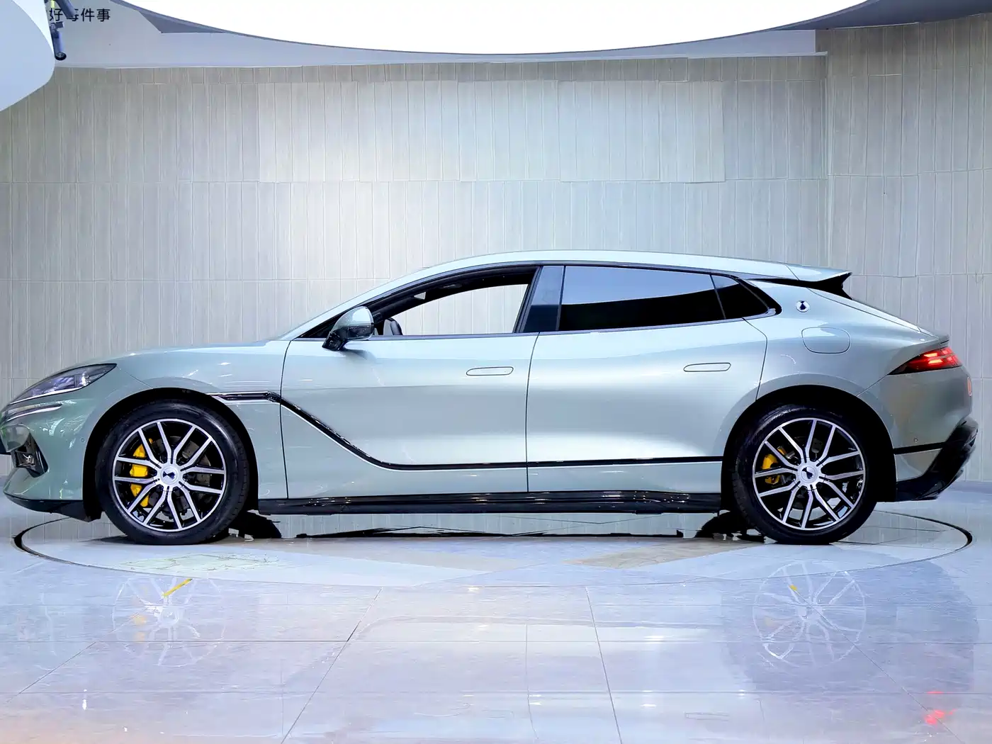 Denza Z9GT 2026 2024 Model 1100 AWD Max Edition
