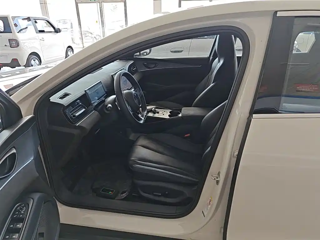 BYD Seal 06 New Energy 2025 DM-i Smart Drive Edition 120KM Luxury фото 16