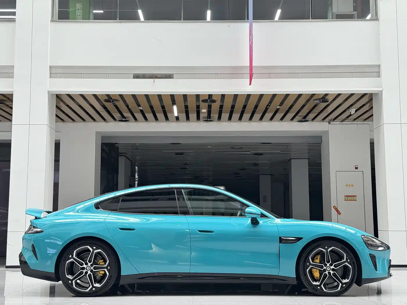 XIAOMI CAR XIAOMI SU7