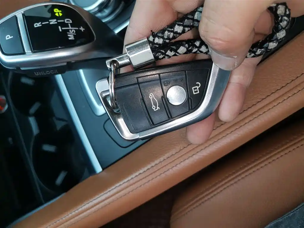 BMW X6 2015 xDrive35i Leading Type фото 17
