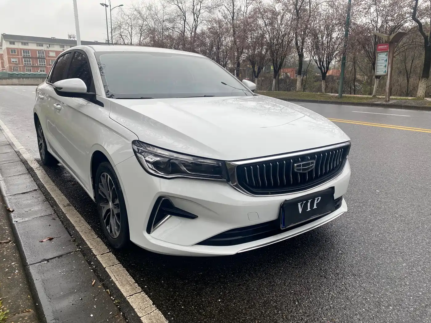 GEELY AUTOMOBILE EMGRAND