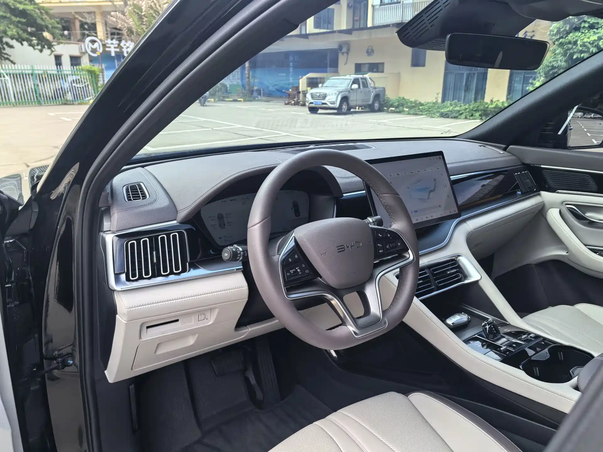 Photo 13 - BYD Song PLUS PHEV