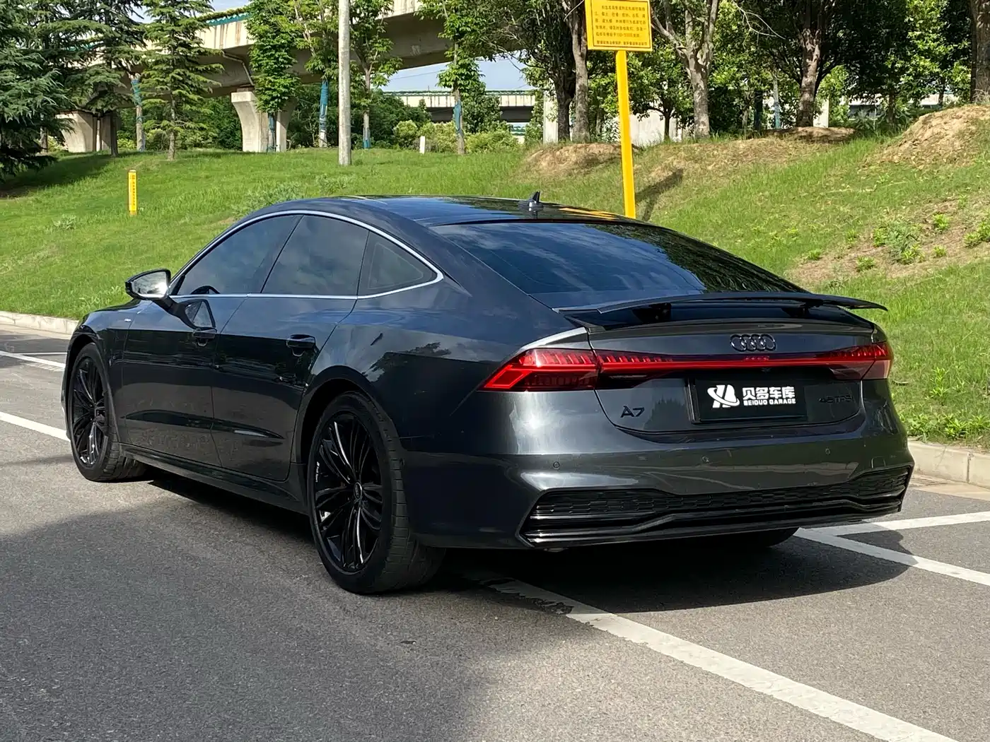 Audi A7 2023 Model 45 TFSI Premium Selection Edition фото 7