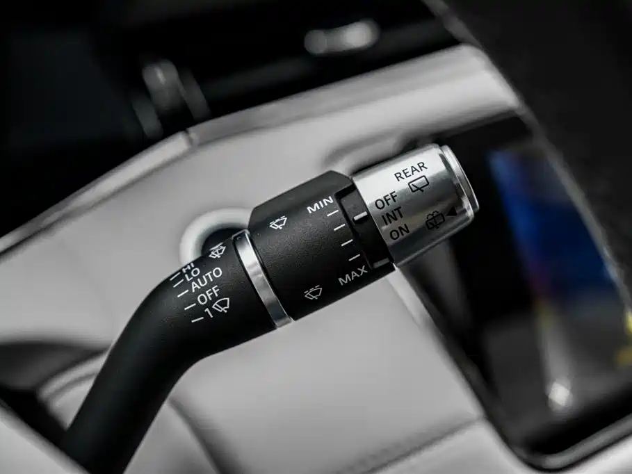 Land Rover Range Rover Evoque 2021 Range Rover Evoque L 249PS R-Dynamic First Edition Launch Edition фото 12