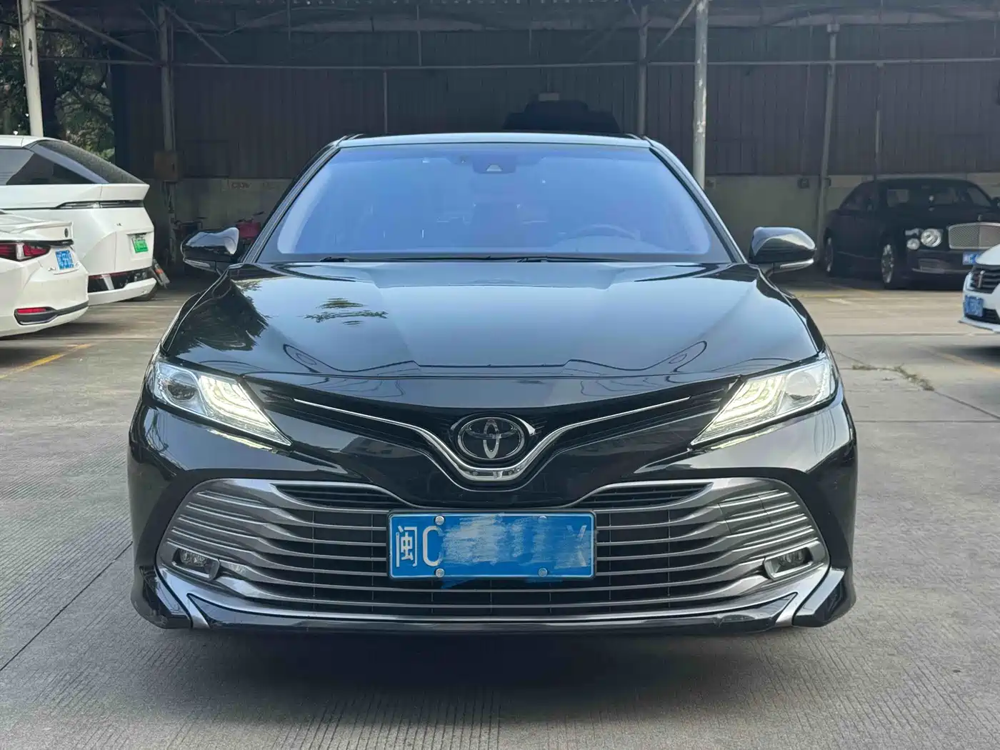 Toyota Camry 2019 2.5G Luxury (China V) фото 2