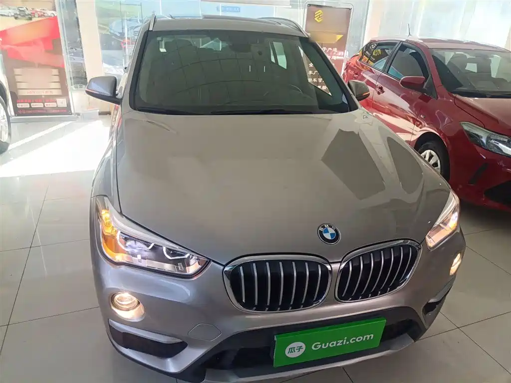 BMW X1 2019 sDrive18Li Premium Model фото 3