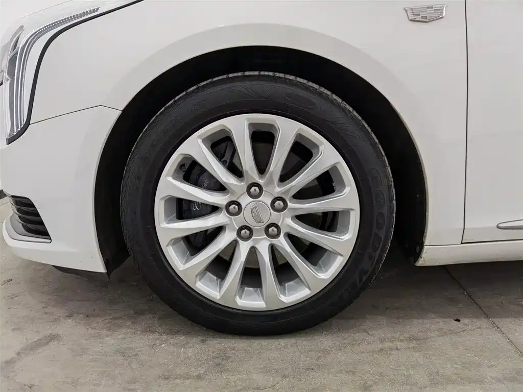 Cadillac XTS 2018 28T Technology фото 17